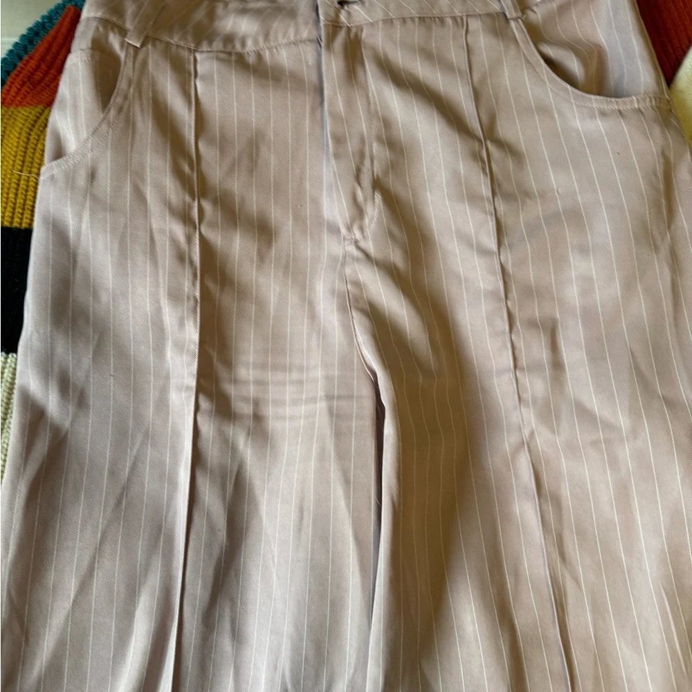 Pink pinstripes - Picture 9 of 12